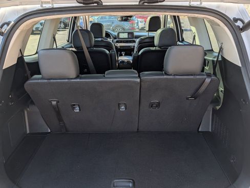 Used 2022 Kia Telluride SX w/ SX Prestige Package image 25