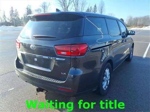 Used 2020 Kia Sedona LX image 4