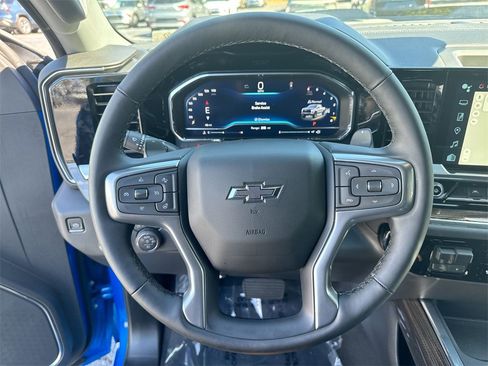 New 2025 Chevrolet Silverado 1500 LT Trail Boss w/ Convenience Package II image 16