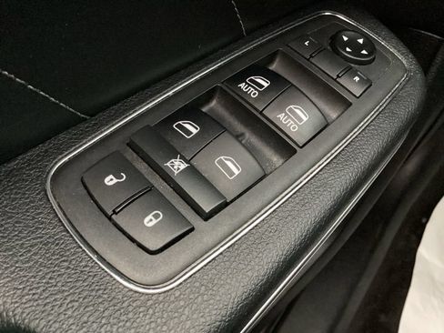 Used 2018 Dodge Charger GT AWD/4WD image 22