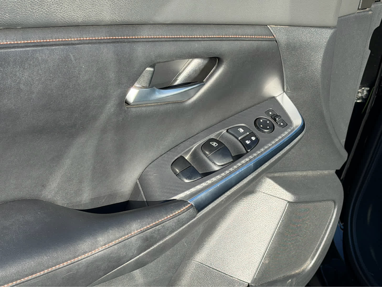 Used 2021 Nissan Sentra SR FWD image 20