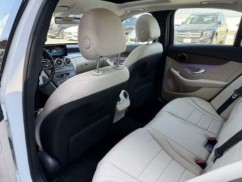 Used 2019 Mercedes-Benz C 300 Sedan image 24