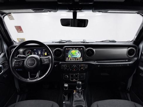 Used 2023 Jeep Wrangler Unlimited w/ Cold Weather Group AWD/4WD image 21