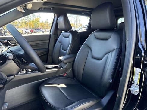 New 2026 Jeep Compass Limited w/ Sun, Sound & Navigation Group image 11