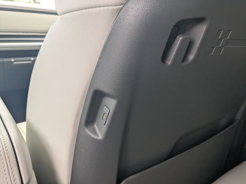 New 2027 Hyundai Santa Fe Calligraphy FWD image 14