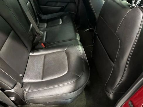 Used 2017 GMC Canyon SLT w/ Driver Alert Package image 27