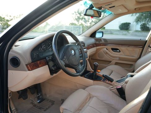 Used 1999 BMW 540i Sedan image 30