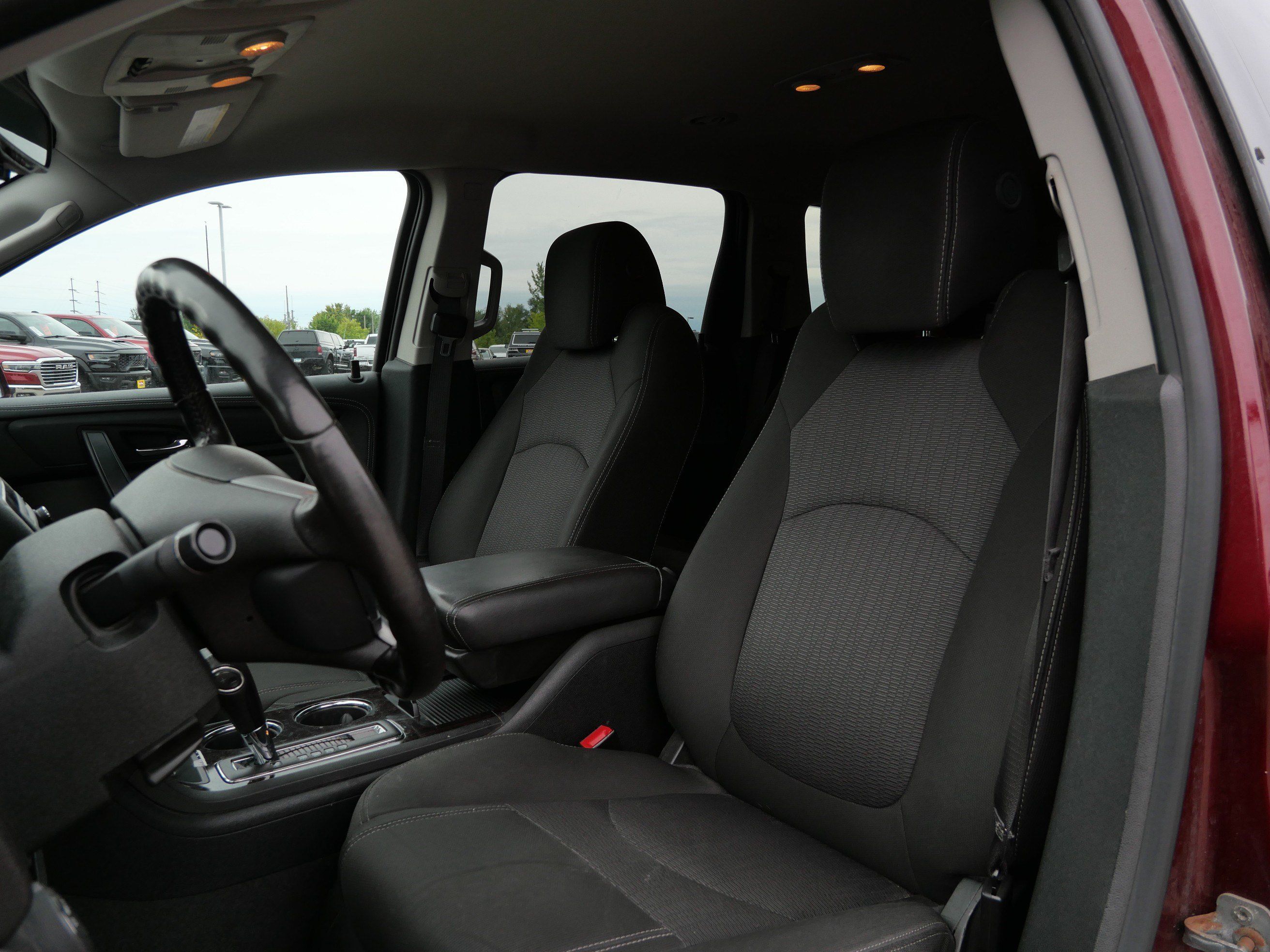 Used 2017 Chevrolet Traverse LT w/ True North Edition AWD/4WD image 19