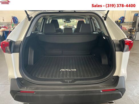 Certified 2025 Toyota RAV4 XLE AWD/4WD image 6