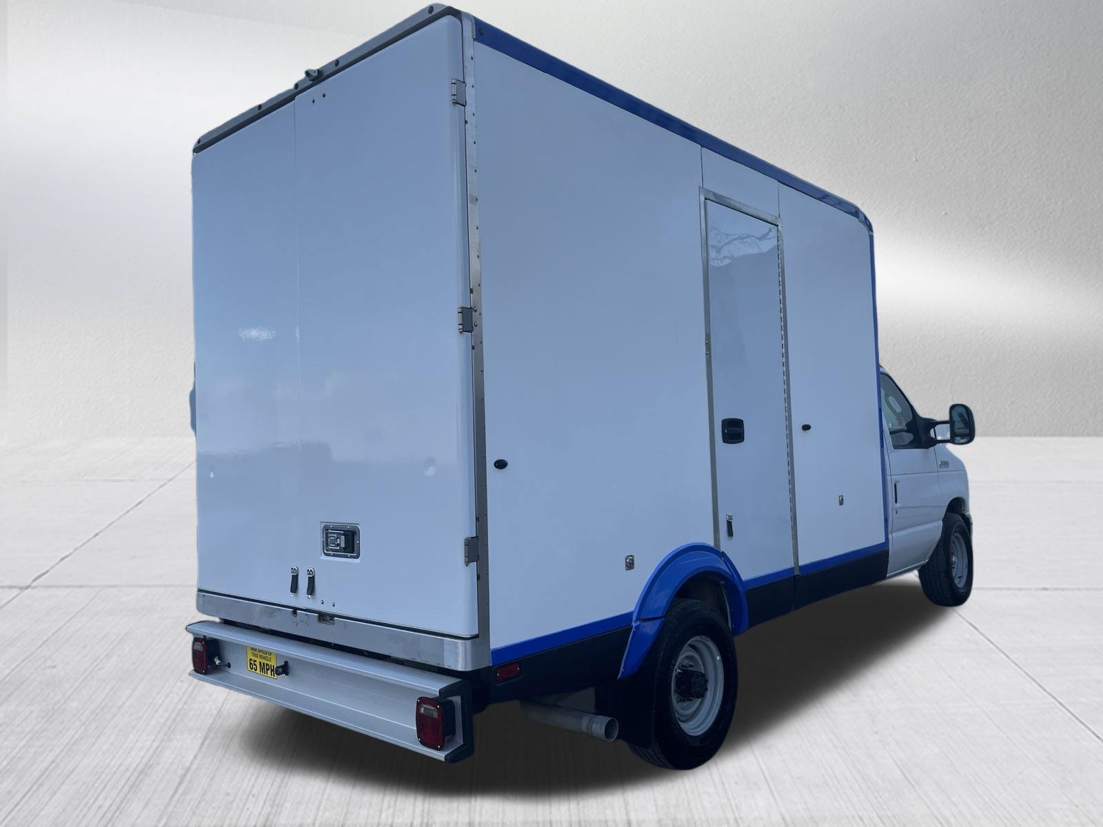 Used 2023 Ford E-350 and Econoline 350 Super Duty w/ Power Windows & Locks Group RWD image 7