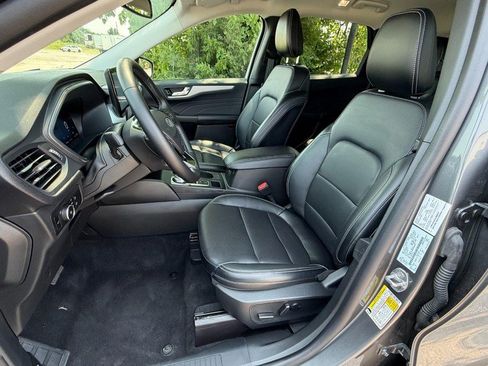 Used 2025 Ford Escape Platinum AWD/4WD image 20