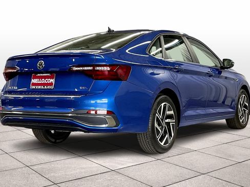 Used 2024 Volkswagen Jetta SEL image 7