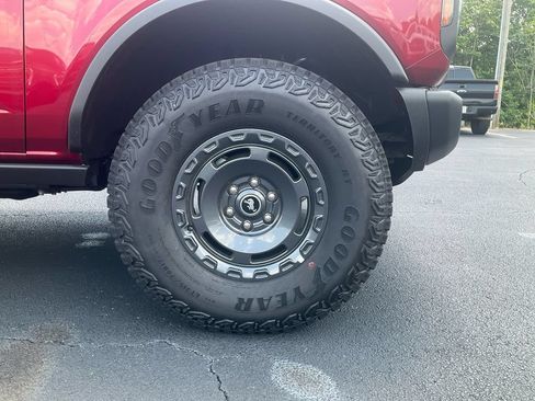 New 2025 Ford Bronco Big Bend w/ Black Diamond Package AWD/4WD image 10