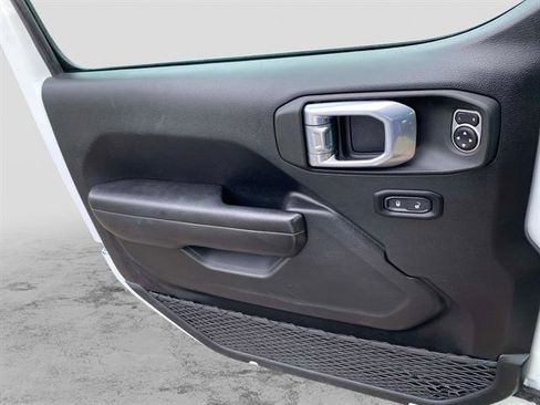 Used 2021 Jeep Wrangler Sport S w/ Sun And Sound Package image 22