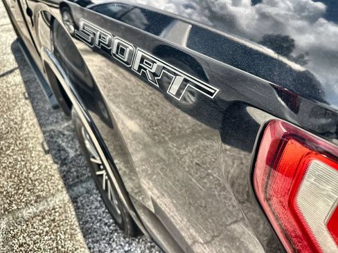 Used 2019 Ford F150 XLT w/ Equipment Group 302A Luxury RWD image 7