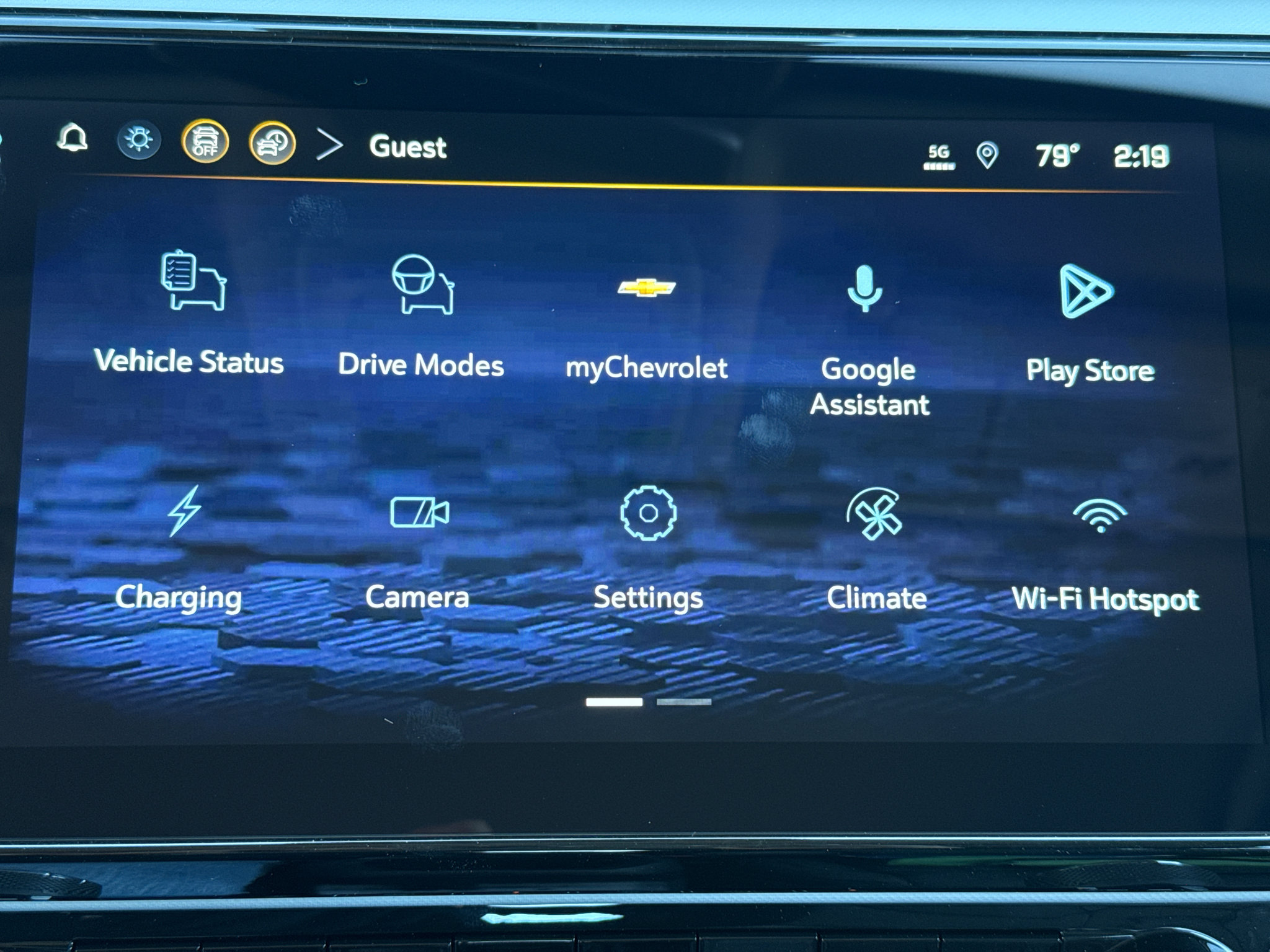 New 2027 Chevrolet Bolt LT w/ Comfort Package FWD image 21