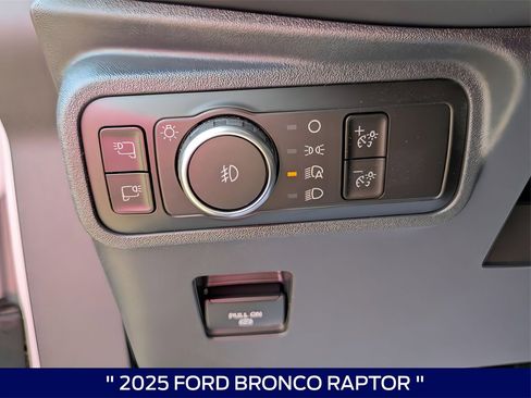 New 2025 Ford Bronco Raptor image 17
