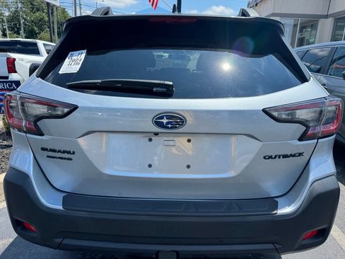 Used 2024 Subaru Outback Onyx Edition AWD/4WD image 5