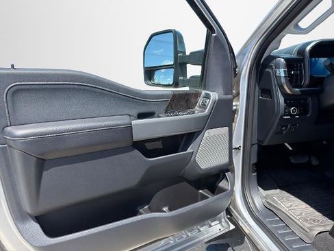 Used 2024 Ford F350 Lariat w/ Lariat Ultimate Package AWD/4WD image 24