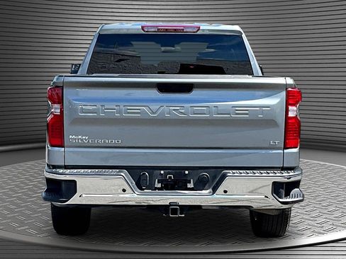 Used 2024 Chevrolet Silverado 1500 LT AWD/4WD image 5