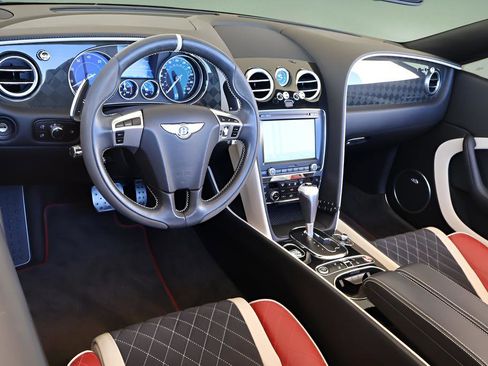 Used 2018 Bentley Continental GT Supersports image 17
