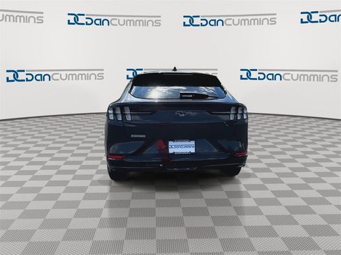 Used 2021 Ford Mustang Mach-E Premium image 7