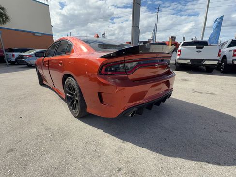 Used 2020 Dodge Charger Scat Pack RWD image 7