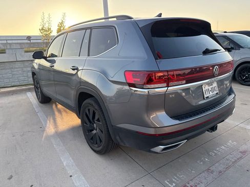 Used 2024 Volkswagen Atlas SE FWD image 7