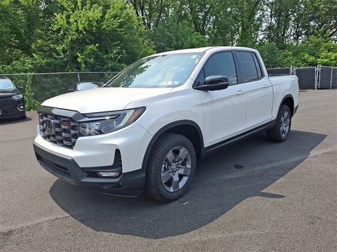New 2025 Honda Ridgeline TrailSport image 2