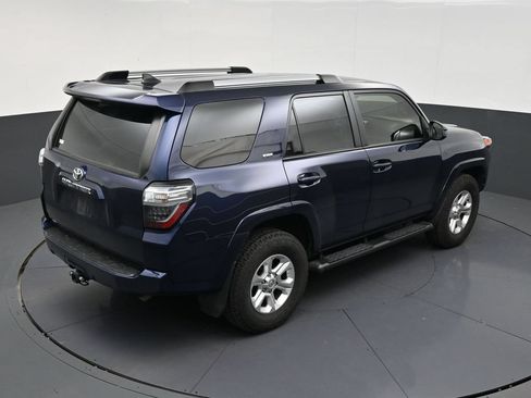 Used 2024 Toyota 4Runner SR5 AWD/4WD image 17