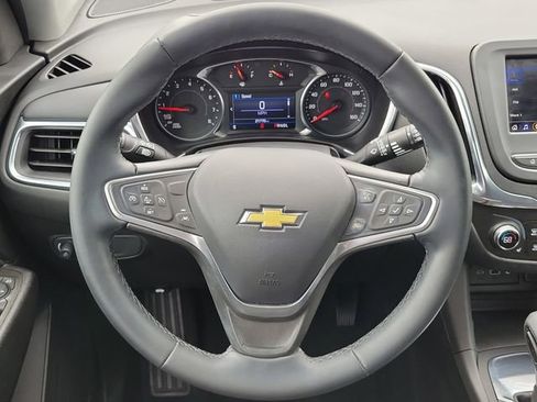 Certified 2023 Chevrolet Equinox LT FWD image 19