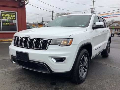 Used 2019 Jeep Grand Cherokee Limited AWD/4WD image 3