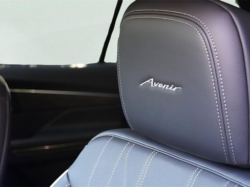 New 2026 Buick Enclave Avenir w/ Super Cruise Package image 12