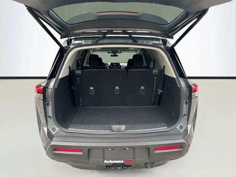 New 2025 Nissan Pathfinder SV w/ SV Premium Package image 27