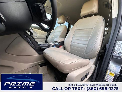 Used 2014 Ford Escape Titanium image 10