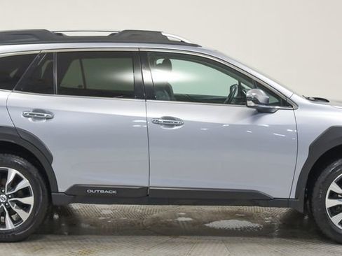 Used 2024 Subaru Outback Touring XT AWD/4WD image 12