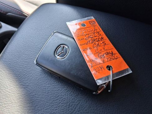 Used 2023 MAZDA CX-5 Carbon Edition image 32