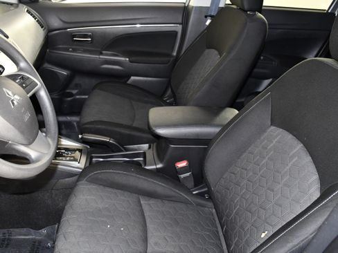 Used 2022 Mitsubishi Outlander Sport ES AWD/4WD image 36