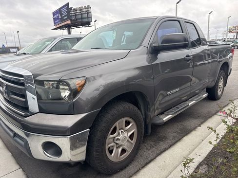 Used 2011 Toyota Tundra 2WD Double Cab image 3