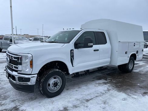 New 2026 Ford F350 XL w/ XL Chrome Package AWD/4WD image 6