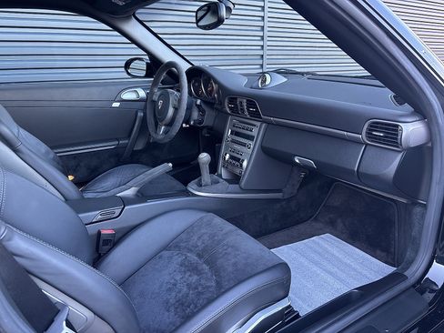 Used 2007 Porsche 911 GT3 image 17