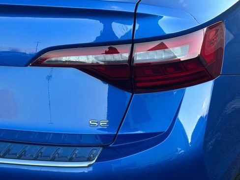 Used 2023 Volkswagen Jetta SE w/ Panoramic Sunroof Package image 14