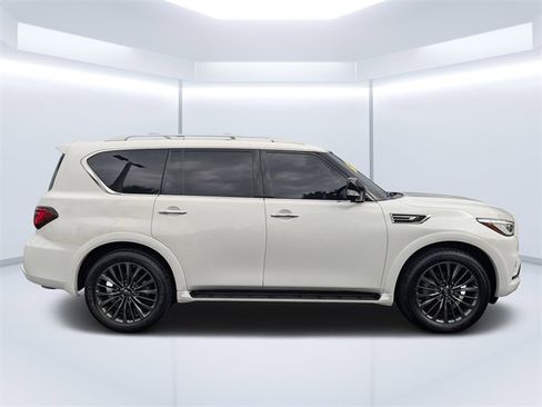 Used 2023 INFINITI QX80 Premium Select w/ Cargo Package image 2