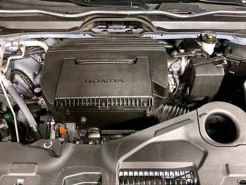 Used 2025 Honda Pilot Touring image 9