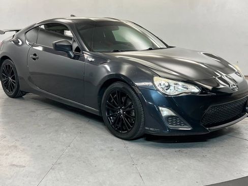 Used 2016 Scion FR-S RWD image 7