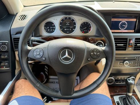 Used 2011 Mercedes-Benz GLK 350 4MATIC image 71