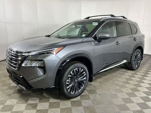 New 2026 Nissan Rogue Platinum w/ Platinum Premium Package image 3