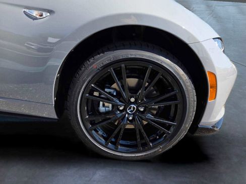 New 2026 MAZDA MX-5 Miata Club w/ Interior Package RWD image 7