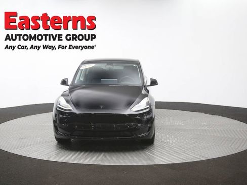 Used 2022 Tesla Model Y Long Range AWD/4WD image 47