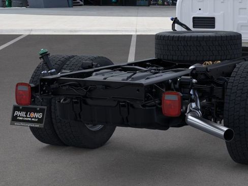 New 2025 Ford F550 XL image 21